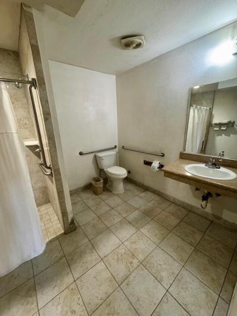 Golden Star Inn San Bernardino Room photo