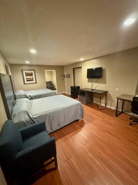 Golden Star Inn San Bernardino Room photo